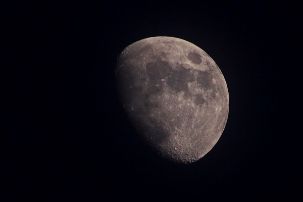 Mond.JPG