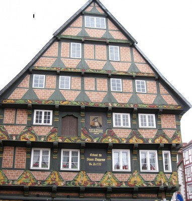 Buntes Fachwerk.jpg