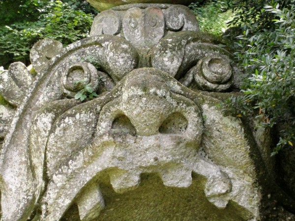 bomarzo3_899.jpg