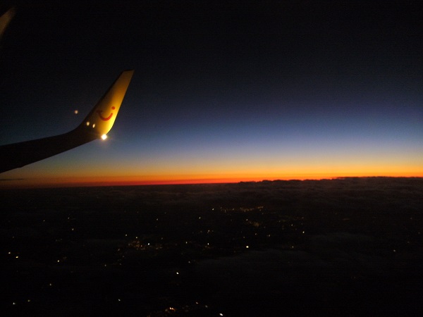 Sonnenuntergang aus dem Flugzeug gesehen - klein.jpg