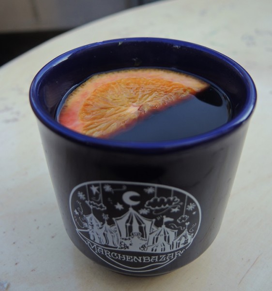 11 2016-12-Glühwein blau-orange-weiß_s.jpg