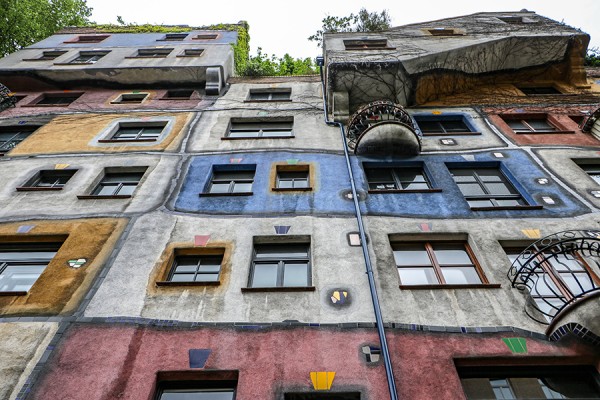 Hundertwasserhaus.jpg