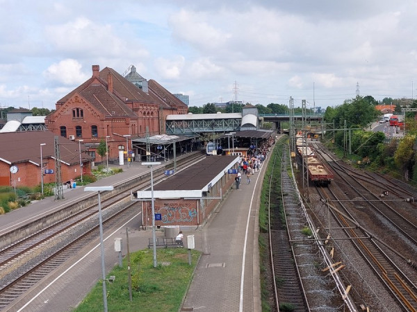 Fernbahnhof.jpg