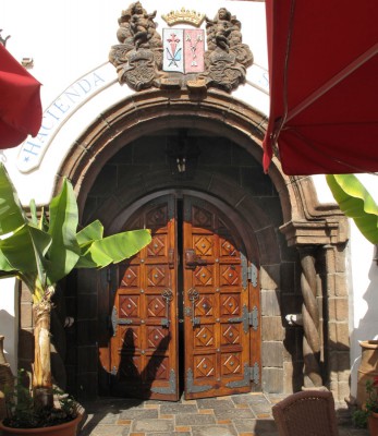 7302_El-Monasteria_Teneriffa.jpg