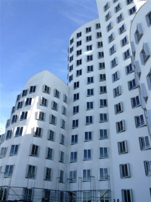 573a.jpg