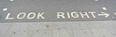 Look R.jpg
