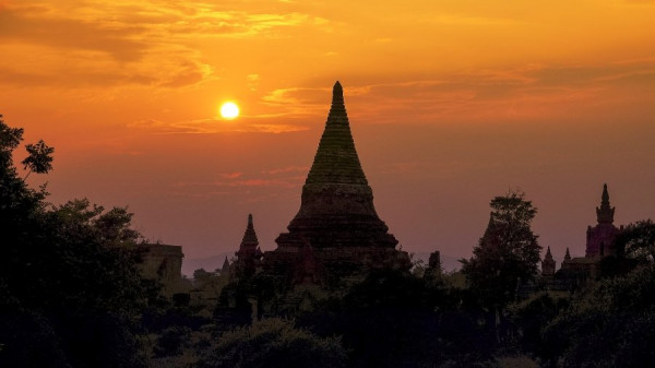 2009-Burma-04112009-808.jpg