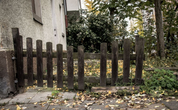 Gartenzaun.JPG