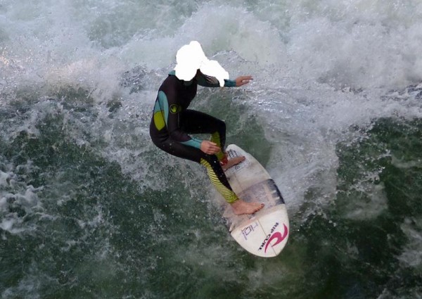 Surfer_800x566.JPG