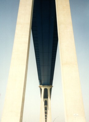 1993_05_01 USA San Diego Coronado Bridge.jpg