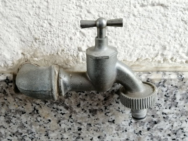 Wasserhahn.jpg