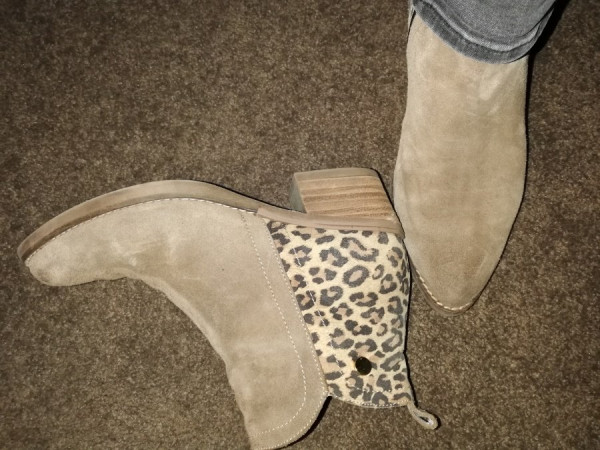 Stiefeletten animalprint.jpg