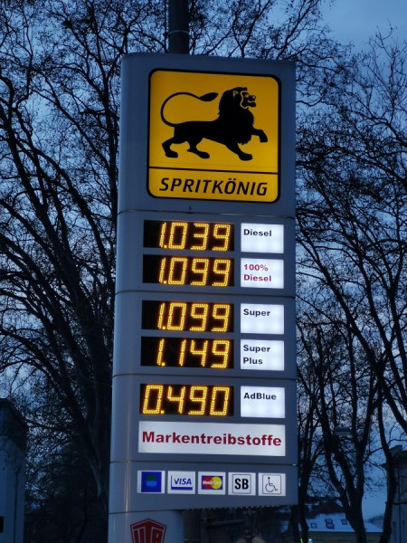 tankstelle.jpg