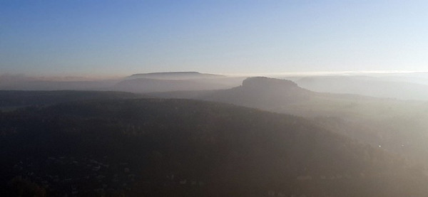 Nebel über dem Elbtal.jpg