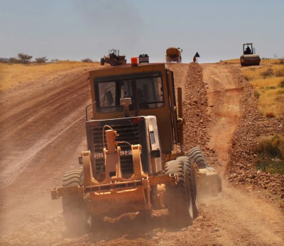 IMG_5907 Straßenarbeiten-Namibia.jpg
