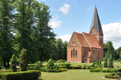 Dorfkirche.jpg