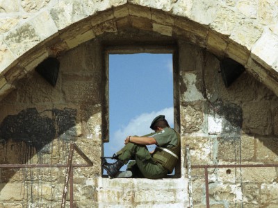 Israelischer_soldat_jerusalem.jpg