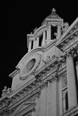 Nikon1 F3.8 BZ30 ISO1800 BW30.JPG