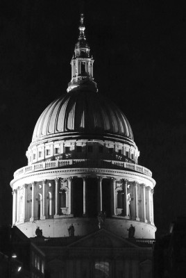 Nikon1 F4 BZ60 ISO6400 BW41.JPG