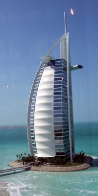 burj al arab aussen.jpg