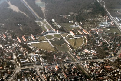 Schloss_Nymphenburg.jpg