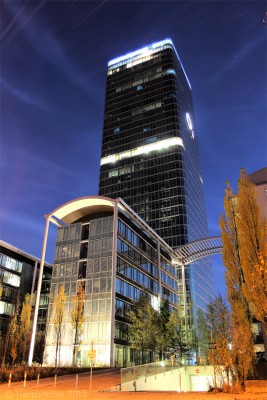 26-10-2013 O2 Tower (16)And0More.jpg