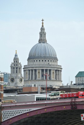 St. Pauls Kirche.JPG