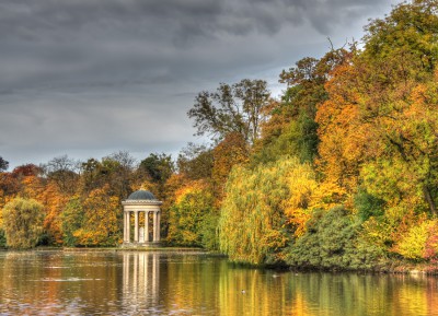 21-10-2013 Nymphenburg Herbstbilder (201)_2)_3)_tonemapped.jpg