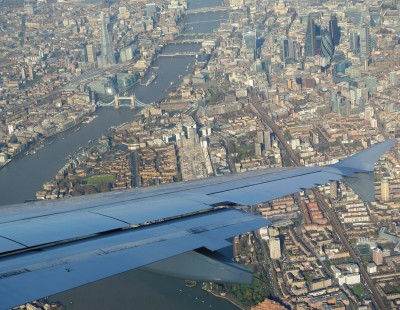 Kreisen über London.JPG