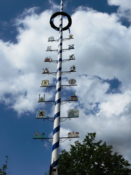 Maibaum IMG_4551.jpg