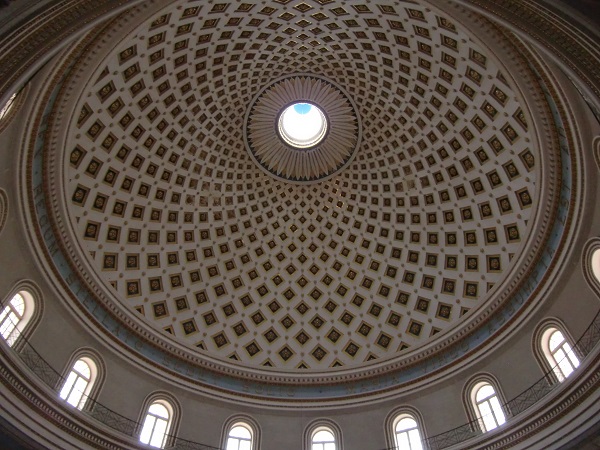 Kuppel Mosta-Malta.jpg