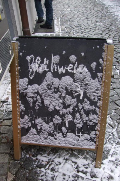 2009 Schnee-Glühwein.JPG