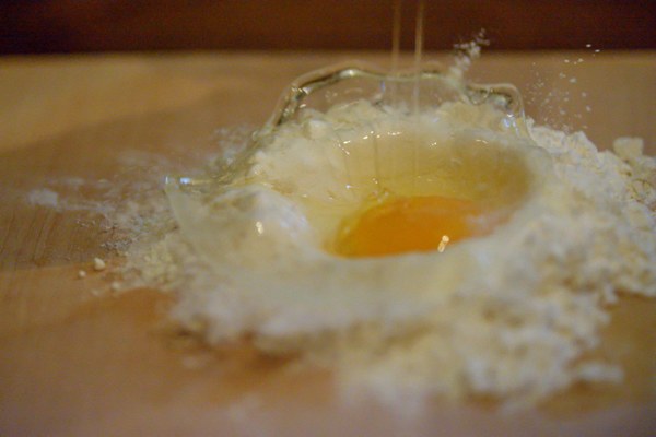 Ei mit Mehl (1 von 2).jpg