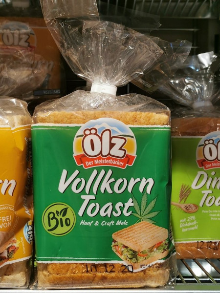 Vollkorntoast.jpg