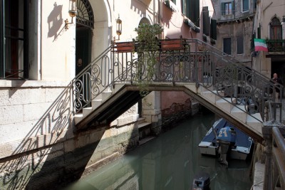 Venedig_Brücke1.jpg