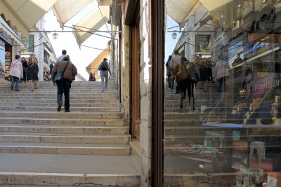 Venedig_Rialto-Brücke.jpg