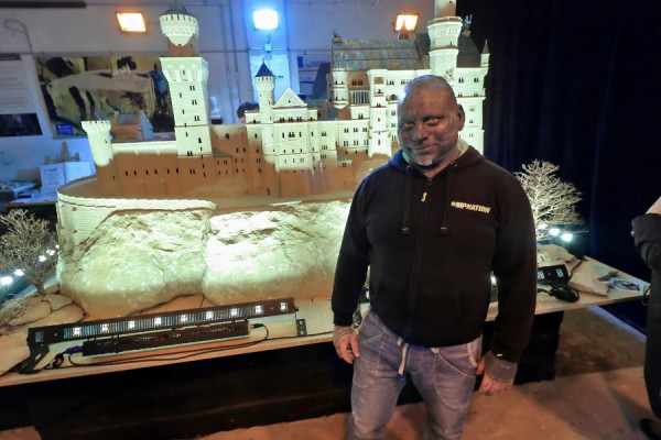 IMG_007_Radiant (Groß).jpg