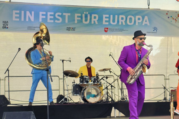 IMG_1825_Radiant (Groß).jpg