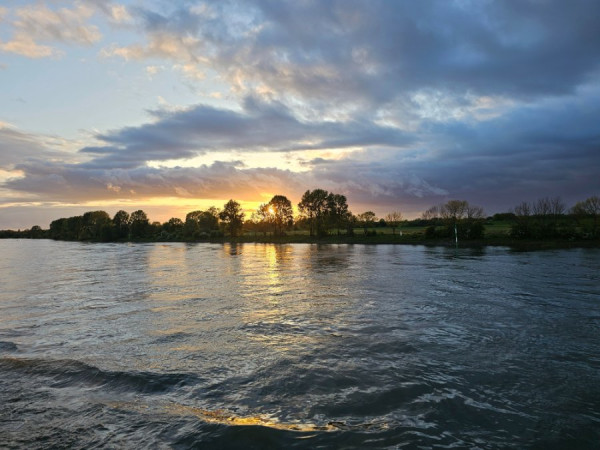 Sonnenuntergang Holland.jpg