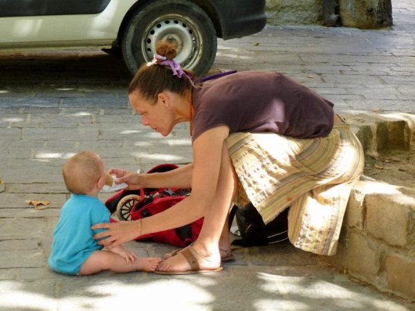 Ice ice baby auf dem Markt von Uzes.jpg