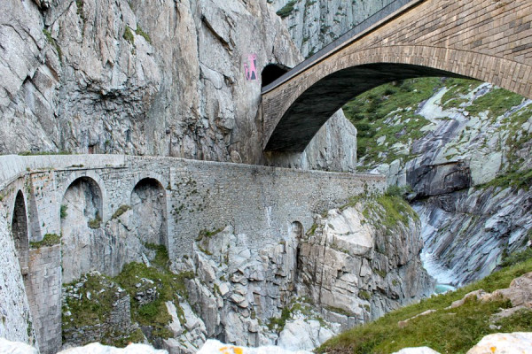 Teufelsbrücke.jpg