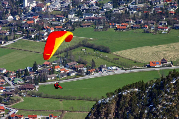 Gleitschirmflieger_Predigtstuhl.jpg
