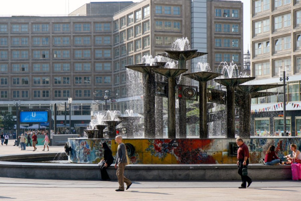 Berlin - Alexanderplatz.jpg