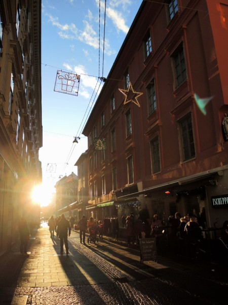 später Nachmittag im vorweihnachtlichen Graz.jpg