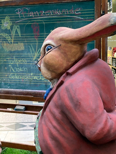 2025-04-19 13.53.22_Osterhase-AEZ.jpg