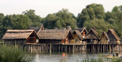 Pfahlbaumuseum_Unteruhldingen.jpg