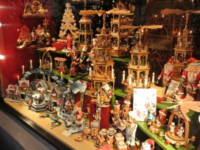 Nikon1 F3.5 BZ 100 ISO 400 BW10.JPG