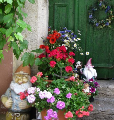 Canon Power F2.7 BZ 125 ISO 80 BW6.JPG