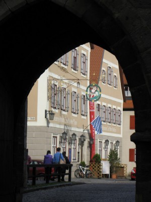 Canon Power Shot E1 F5.6, BZ320, ISO 80 BE25.JPG