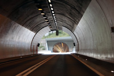 Doppel-Tunnel-Blick.jpg